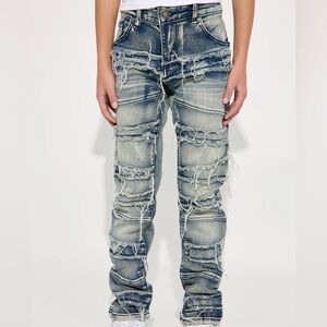 Distressed Trendy Jeans